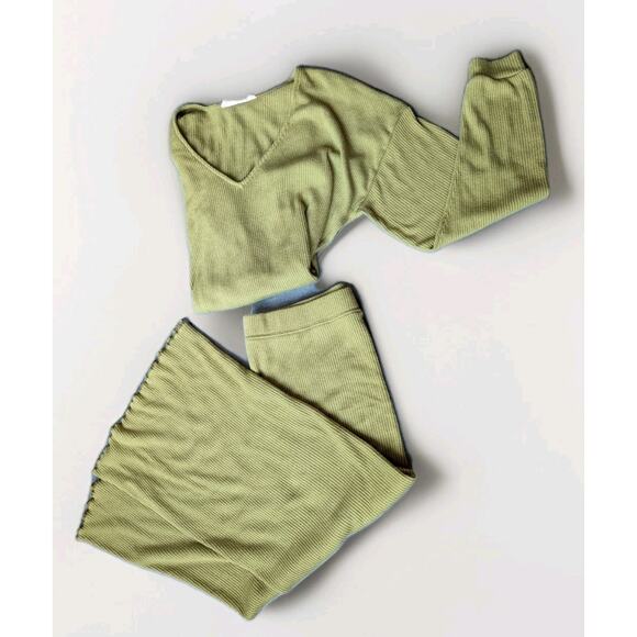 FP Beach Sweater Set Olive Skirt FREE PEOPLE Size Medium UO Ruffle Lagenlook Y2K - Picture 3 of 12